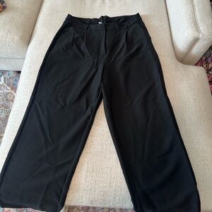 XL Old Navy Tailer Wide Leg Trouser in Black